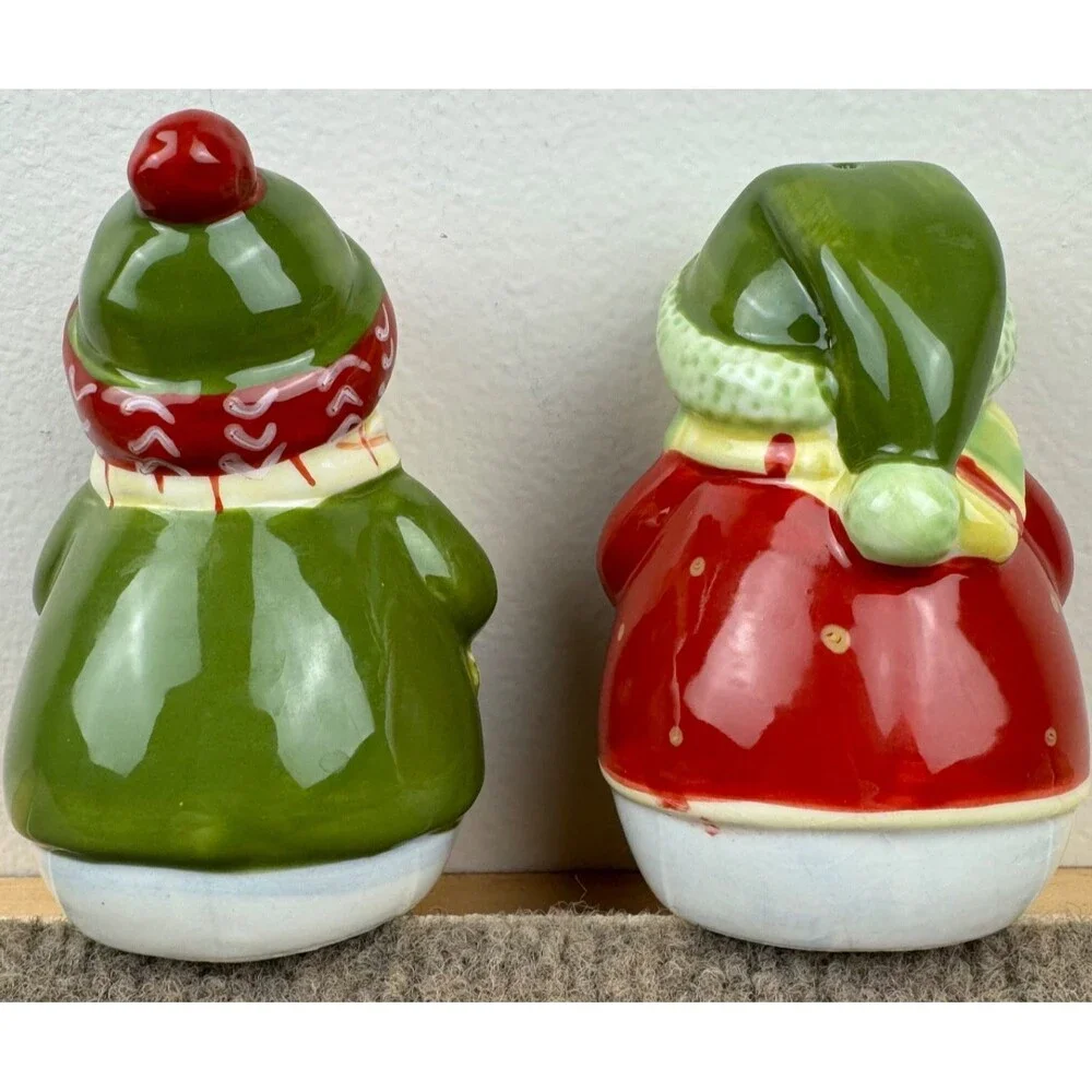 Set Of 2 Snowman & Snowwoman Salt and Pepper Shakers 4 Inch